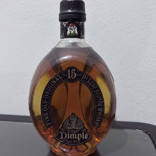 Dimple 15 years old sealed whisky like new