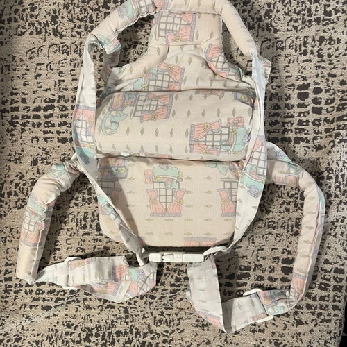 Baby marsippos used, old in good condition