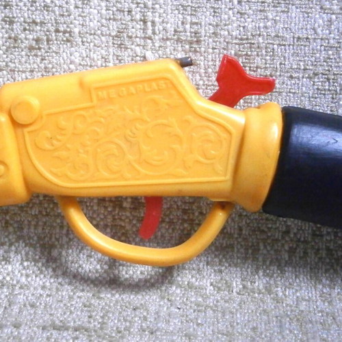 Winchester plastic toy new, Dallas, cowboy western