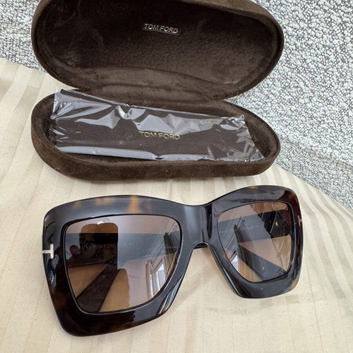 Tom Ford Hutton-02 TF664 Oversized Sunglasses brand new, dark Havana