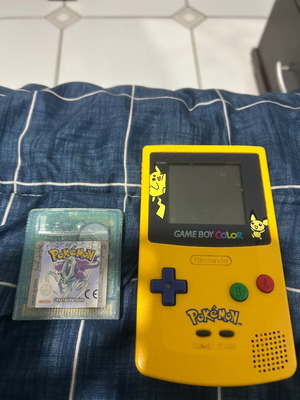 Gameboy Color Dandelion Yellow Model CGB-001 Bundle Pokémon Blue; Red OEM Case e