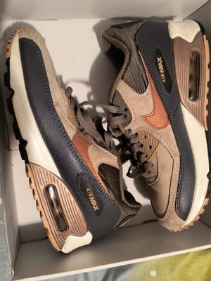Nike women's shoes