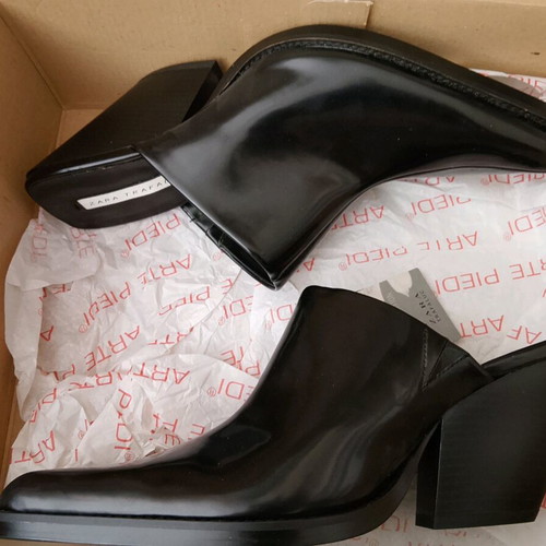 Zara black pumps size 39 new