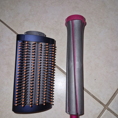 Dyson hair styler with attachments