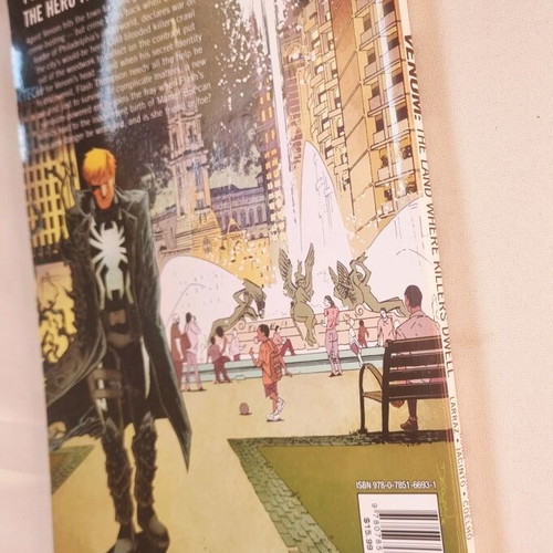 Venom The Land Where the Killers Dwell graphic novel like new 2014