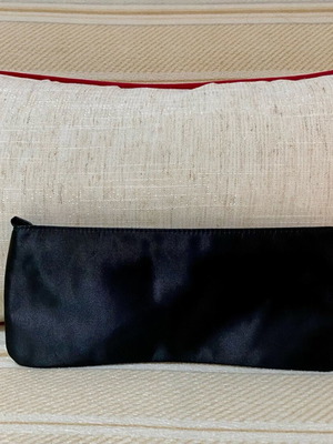 Clutch τσαντάκι L’Oréal αχρησιμοποίητο, σατέν βραδινό, μαύρο