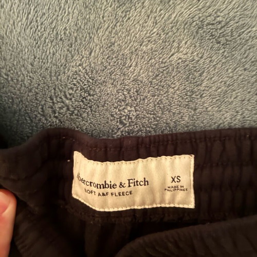 Abercrombie shorts XS black like new