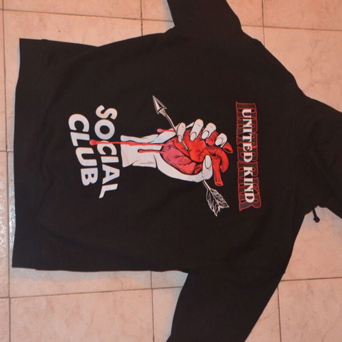 United Kind sweatshirt with Social Club print like new, black, size L