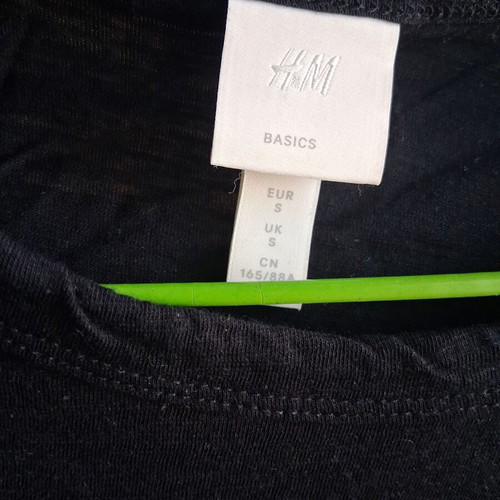 H&M black short-sleeve cotton blouse size small like new