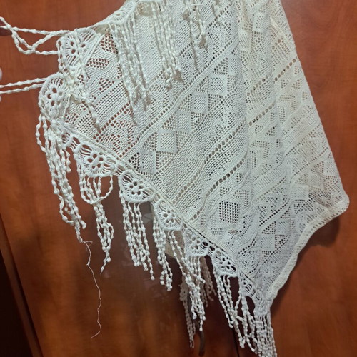 Kaftan beachwear short asymmetrical lace beige like new