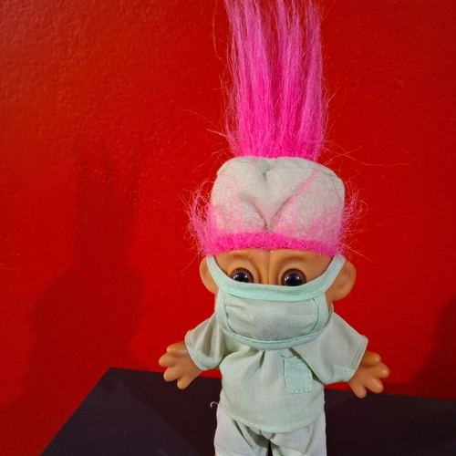 Vintage Troll Surgeon doll like new from 1991-1992 by Russ Berrie