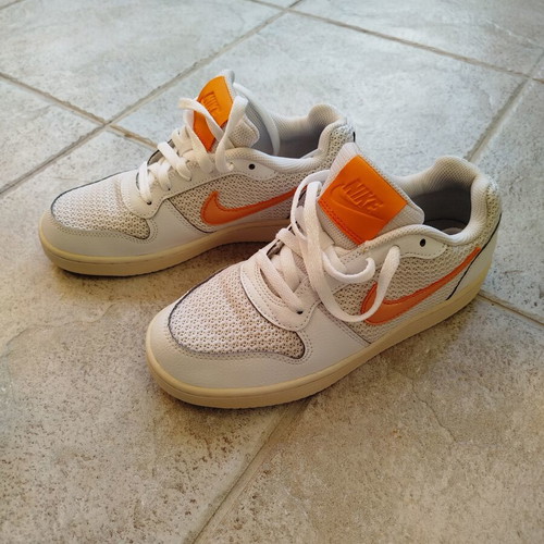 Nike WMNS Ebernon Low sneakers like new, white and orange peel