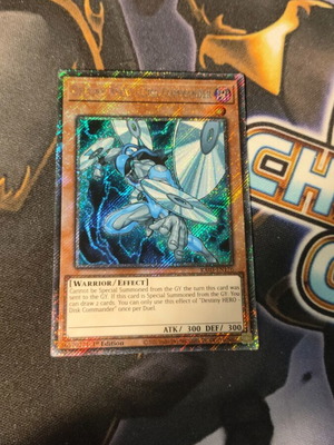 Destiny Hero - Disk Commander Yu-Gi-Oh card like new, Platinum Secret Rare