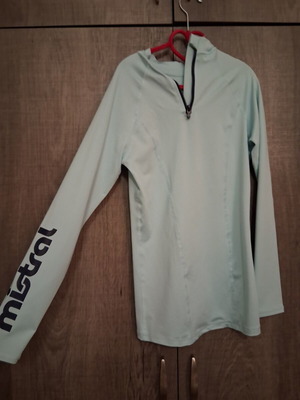 Swim shirt for kids sun protection turquoise, like new, size XS