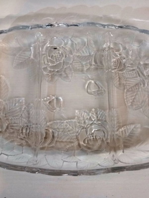 Crystal serving platter for nuts new with 3 compartments