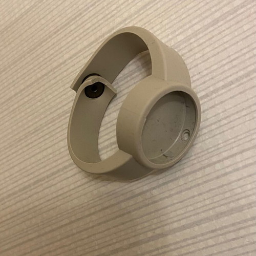 O clock strap size M used, beige