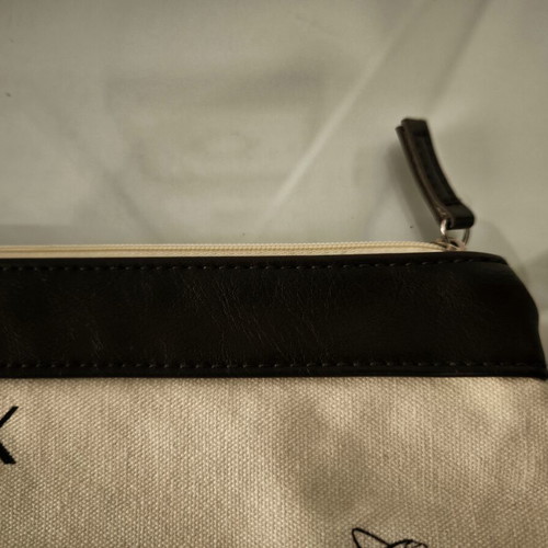 Kerastase linen toiletry bag new