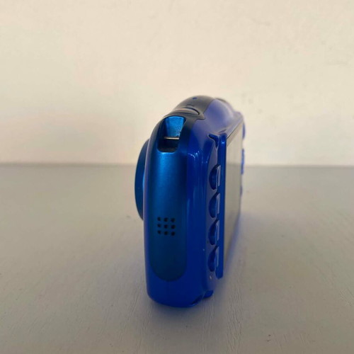 Nikon Coolpix W100 Blue 13.2 MP 2.7" LCD digital camera used, non-working