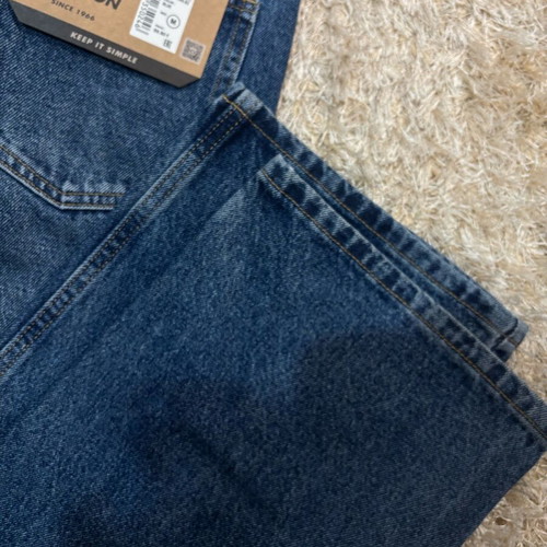 Emerson women's jean new, size M, blue