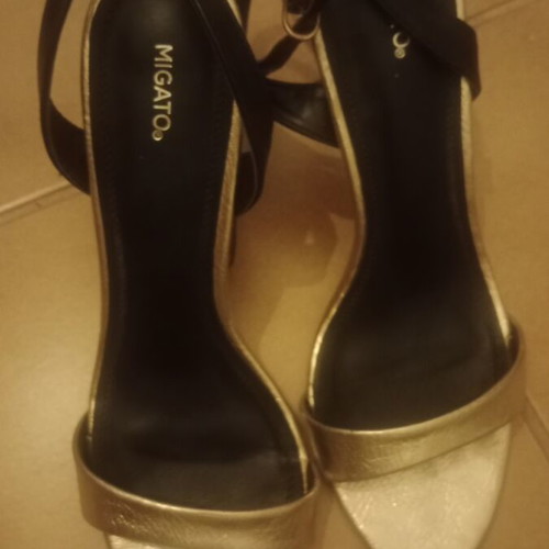 Migato high-heeled sandals like new, black and gold, size 39