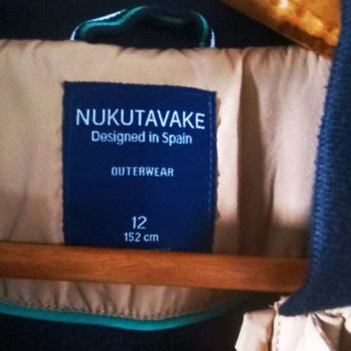 Jacket Nakutavake kids size 12 years/152 cm like new, beige