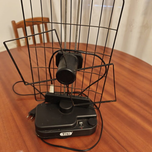 TV antenna used, indoor