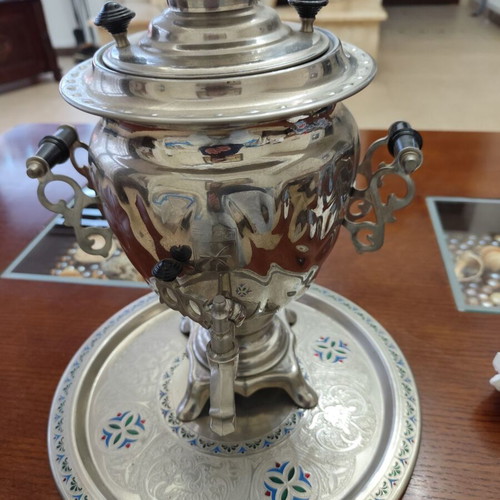 Classic samovar used with tray and cable