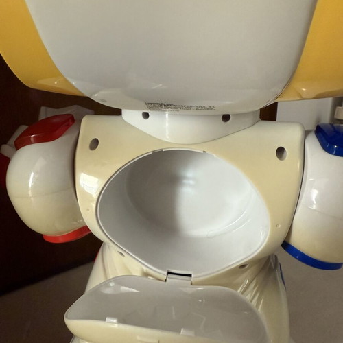 Vintage Robot Emiglio Giochi Preziosi toy used without remote