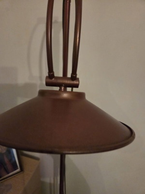 Floor lamp new metal construction