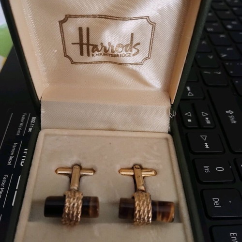 Cufflinks with tiger's eye like new, gold color from Harrods London
