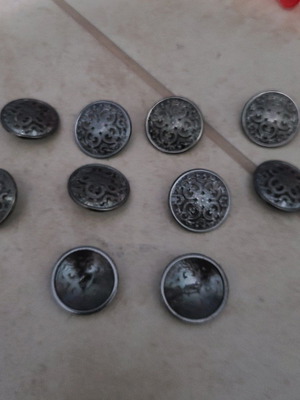 Buttons new, diameter 2 cm