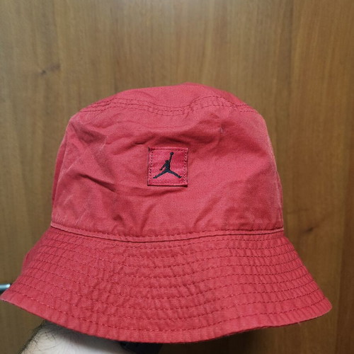 Jordan bucket hat new, size L/XL, red