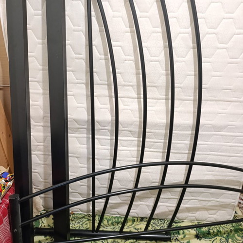 Double bed with metal frame and like new mattress