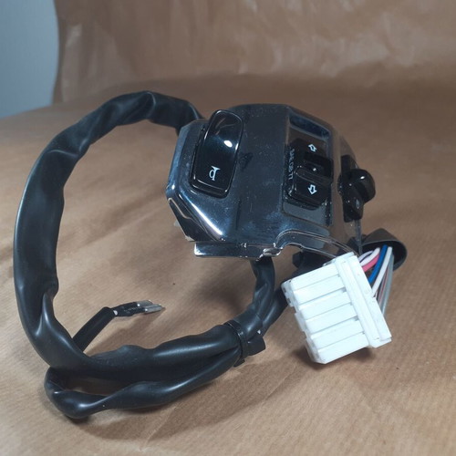 Left Switch Vespa Primavera E5+24 used