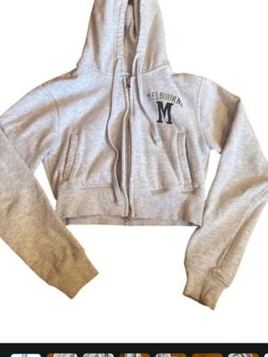 Bershka Melbourne cropped hoodie, grey, XS