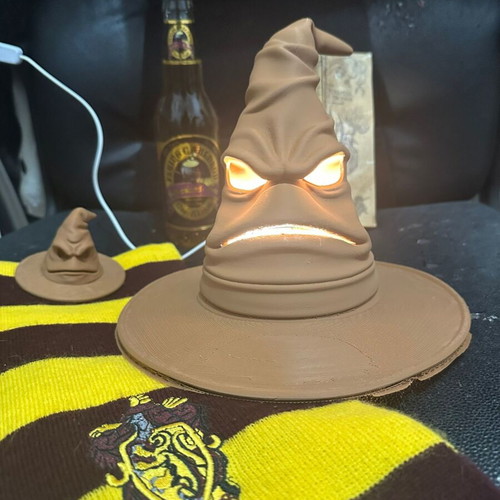 Harry Potter Hat Lamp like new, USB powered with switch