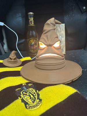 Harry Potter Hat Lamp like new, USB powered with switch
