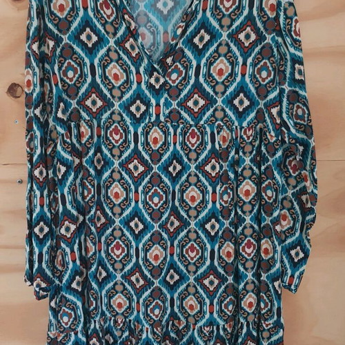 Bohostyle colorful long blouse like new, size L