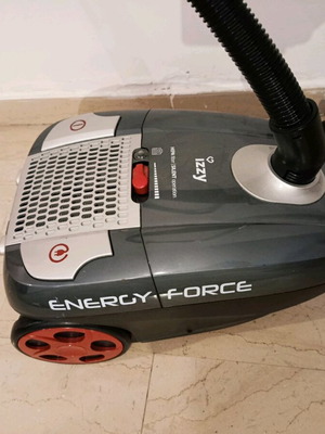 Ηλεκτρική σκούπα μεταχειρισμένη πολύ δυνατή με σακούλες