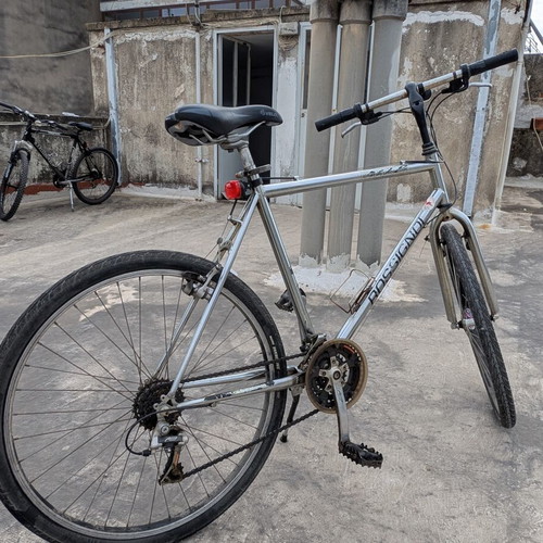 Rossignol Mountain Bike 26" used with Maxxis tires and Shimano gears
