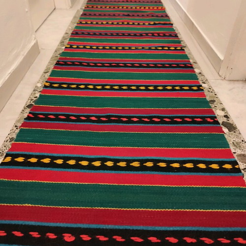 Handmade wool long runner like new 5.50x0.68