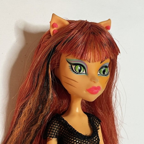 Monster High Toralei Stripe Ghoul Sports used doll