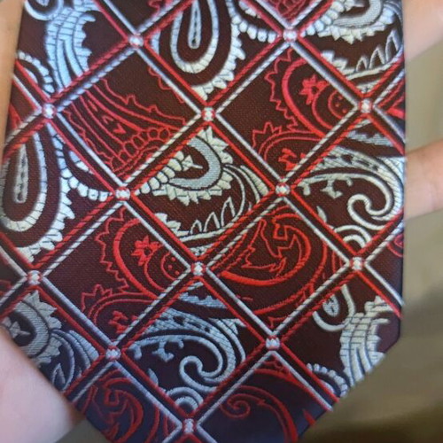 Silk tie new, 9.5cm tip width