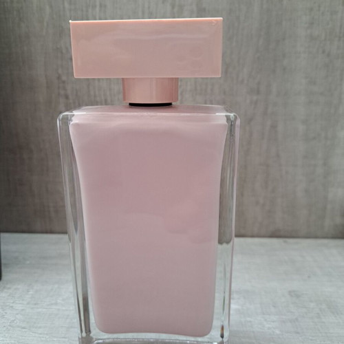 Narciso Rodriguez for her 100ml bottle like new, pink authentic
