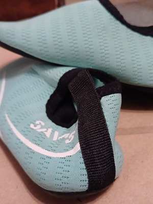 Beach shoes size 23, new