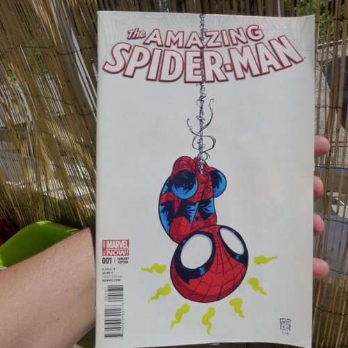 Amazing Spider-Man 001 & 002 like new comics (2014)