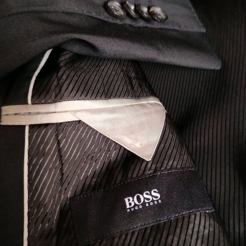 Σακάκι Hugo Boss μαύρο καινούργιο, μέγεθος L-XL