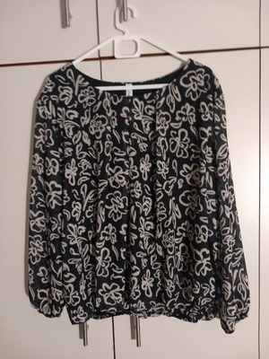 Blouse like new with elastic cuffs, size XL
