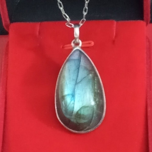 925 Silver Labradorite Necklace used, teardrop pendant 4.5x2cm, 48cm chain