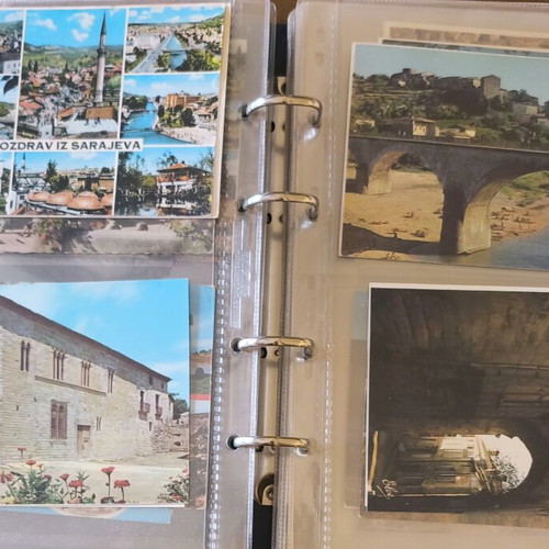 Leuchtturm hardcover album with 72 architectural postcards, like new